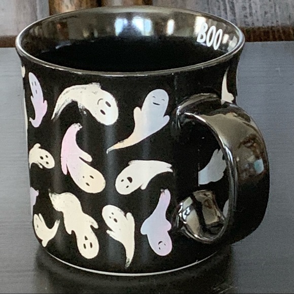 Flying Ghosts Ceramic Halloween Mug - Picture 6 of 9